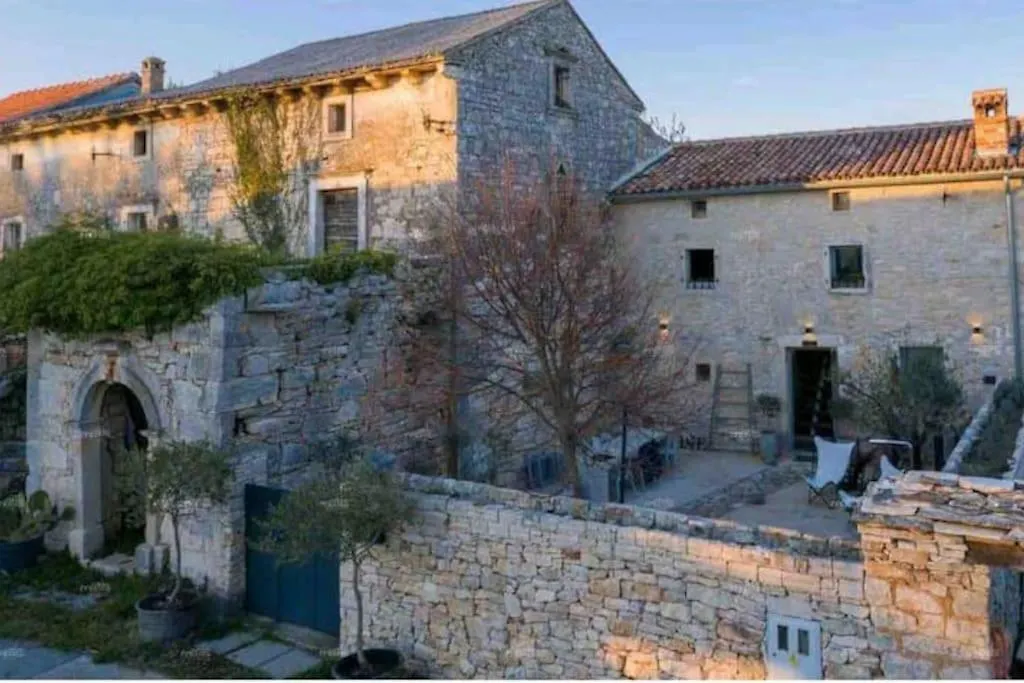 Petit 19th century casa, Casa Maggiolina, Istria Villa Juršići
