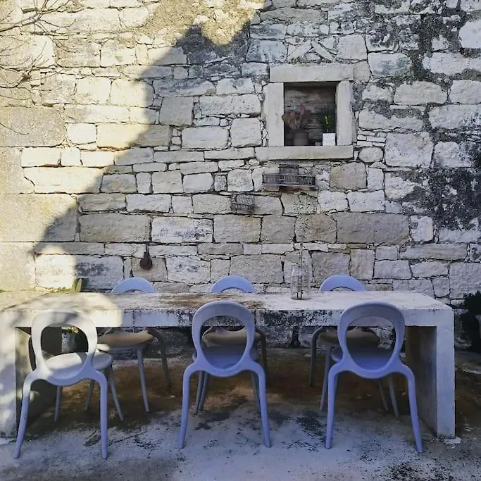 Petit 19th century casa, Casa Maggiolina, Istria Villa Juršići